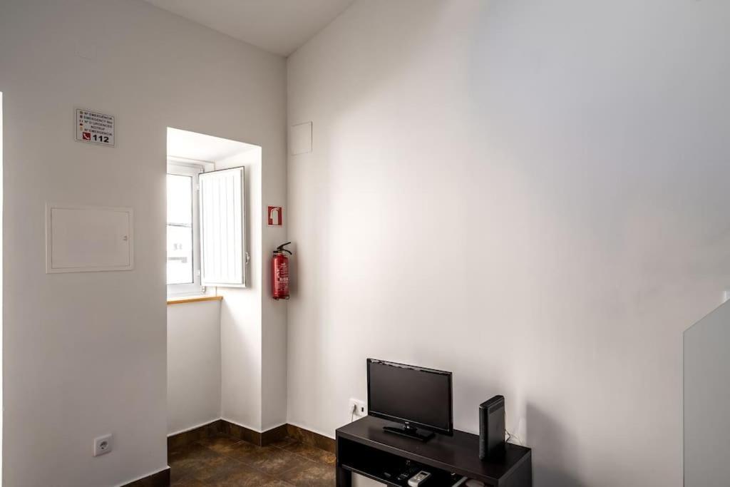 Charming Studio With Ac And Loft On Ground Floor Lisboa Εξωτερικό φωτογραφία